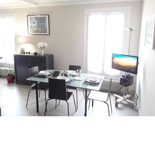 Apartment with Car Park - Bastille Neighborhood