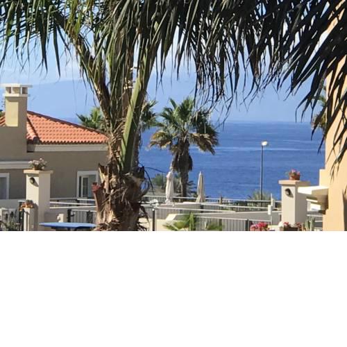 Apartment with garden, swimming pool and terrace