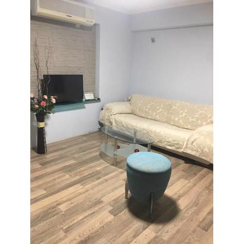 Apartment with garden