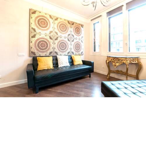Apartment with one bedroom in Barcelona with wonderful city view balcony and WiFi 3 km from the beach