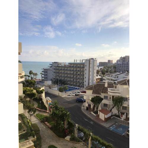 Apartment with one bedroom in Benalmadena with wonderful sea view shared pool and furnished terrace 500 m from the beach