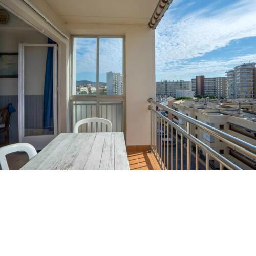 Apartment with one bedroom in Calonge with wonderful sea view enclosed garden and WiFi