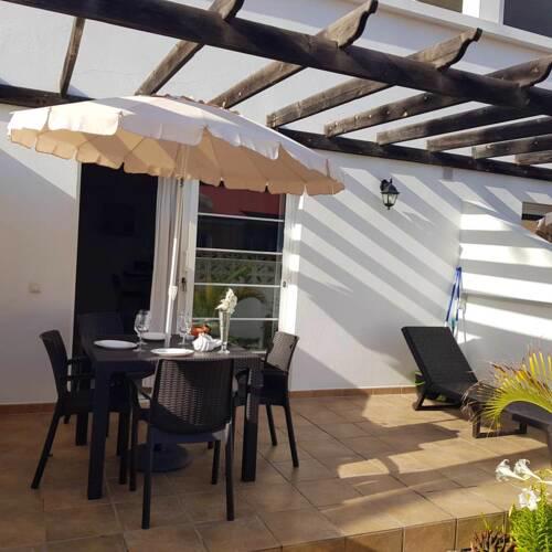 Apartment with one bedroom in Corralejo with shared pool furnished terrace and WiFi
