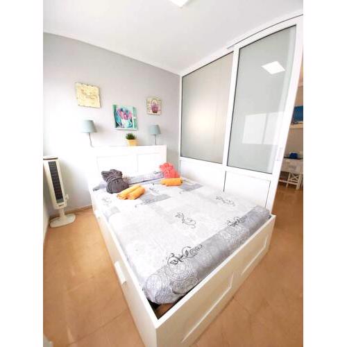 Apartment with one bedroom in Las Palmas de Gran Canaria with WiFi 30 m from the beach