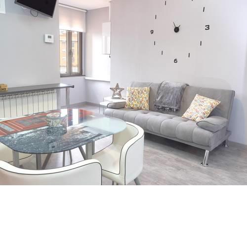 Apartment with one bedroom in Leon with wonderful city view balcony and WiFi 55 km from the slopes