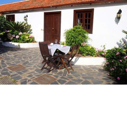 Apartment with one bedroom in Los Silos with furnished terrace and WiFi 5 km from the beach