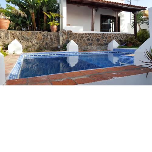 Apartment with one bedroom in San Cristobal de La Laguna with wonderful sea view shared pool enclosed garden