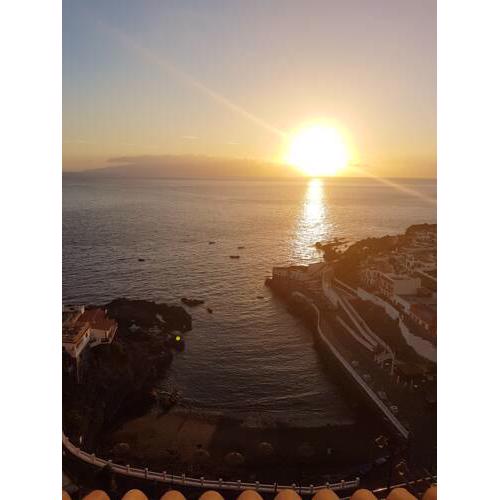Apartment with one bedroom in Santiago del Teide with wonderful sea view balcony and WiFi 50 m from the beach