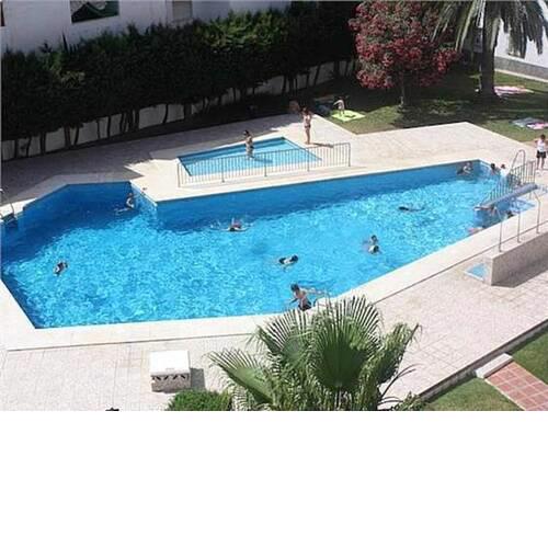 Apartment with one bedroom in Torre del Mar with shared pool furnished terrace and WiFi 200 m from the beach
