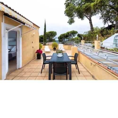 Apartment with one bedroom in Vidreres with wonderful mountain view enclosed garden and WiFi 8 km from the beach
