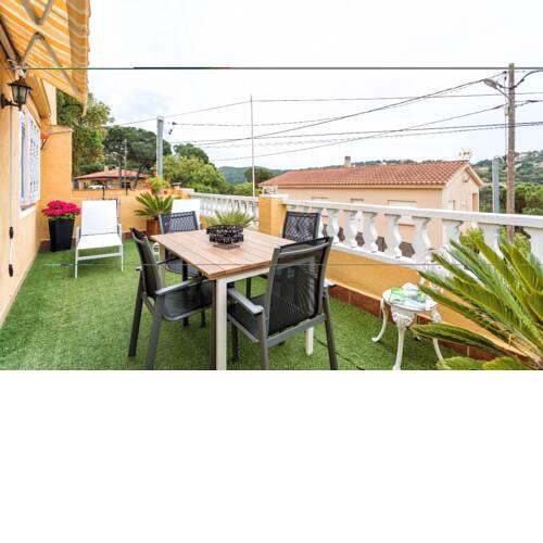 Apartment with one bedroom in Vidreres with wonderful mountain view terrace and WiFi 8 km from the beach