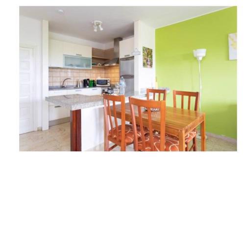 Apartment with private garden 1