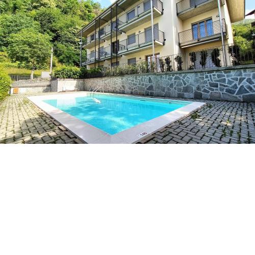 Apartment with swimming pool and lake view - Larihome A17
