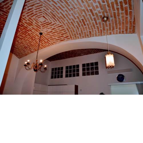 Apartment with Terrace in City Centre!!
