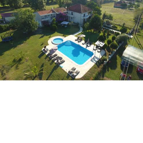 Apartments Ada Bojana