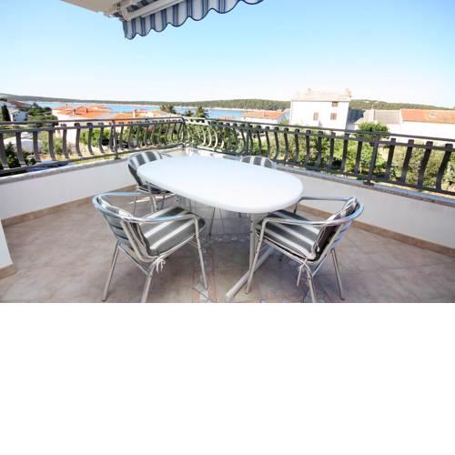 Apartments and rooms by the sea Barbat (Rab) - 5068