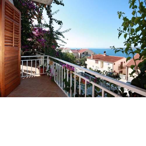 Apartments and rooms by the sea Brela (Makarska) - 2752