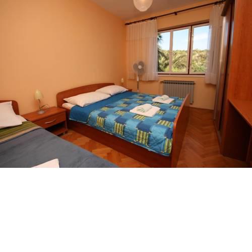 Apartments and rooms by the sea Jakisnica (Pag) - 4160