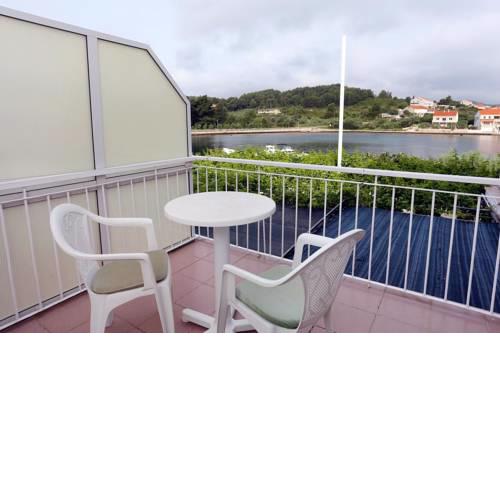 Apartments and rooms by the sea Lumbarda (Korcula) - 4403