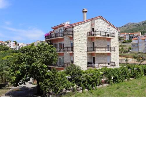 Apartments and rooms by the sea Podstrana (Split) - 10301