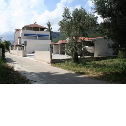 Apartments and rooms by the sea Zuljana (Peljesac) - 3164