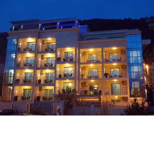 Apartments and Rooms Grand Palazzo