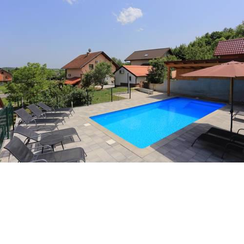 Apartments and rooms with a swimming pool Grabovac (Plitvice) - 17531