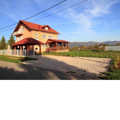 Apartments and rooms with parking space Covici (Velebit) - 14302