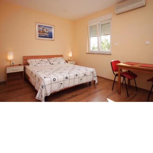 Apartments and rooms with parking space Icici (Opatija) - 7760