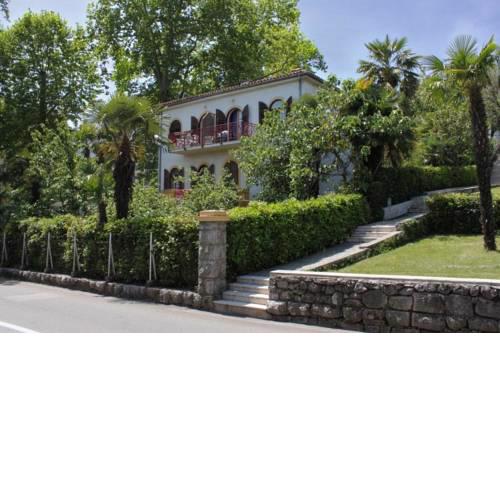 Apartments and rooms with parking space Lovran (Opatija) - 10403