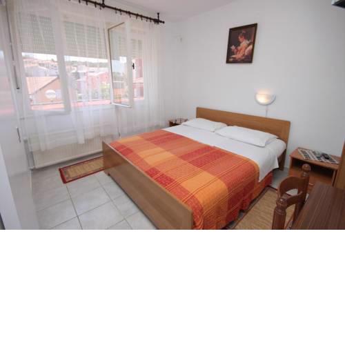 Apartments and rooms with parking space Mali Losinj (Losinj) - 2486