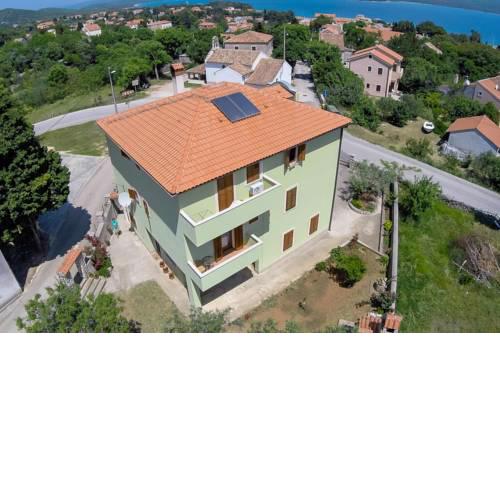 Apartments and rooms with parking space Nerezine (Losinj) - 2506