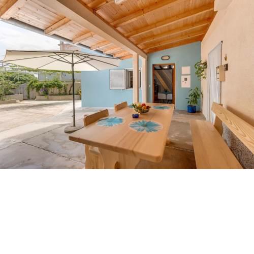 Apartments and rooms with parking space Nerezine (Losinj) - 8049