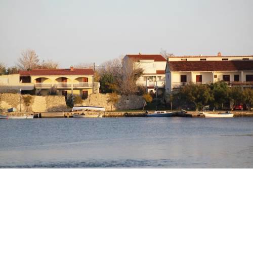 Apartments and rooms with parking space Nin (Zadar) - 5805