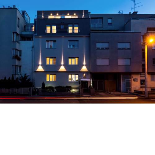 Apartments and rooms with parking space Zagreb - 14675