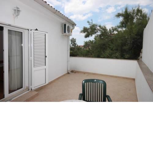 Apartments and rooms with parking space Zubovici (Pag) - 6357