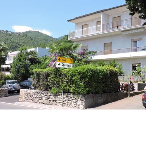 Apartments Andrea