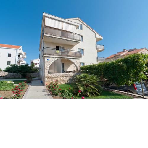 Apartments Apolonia