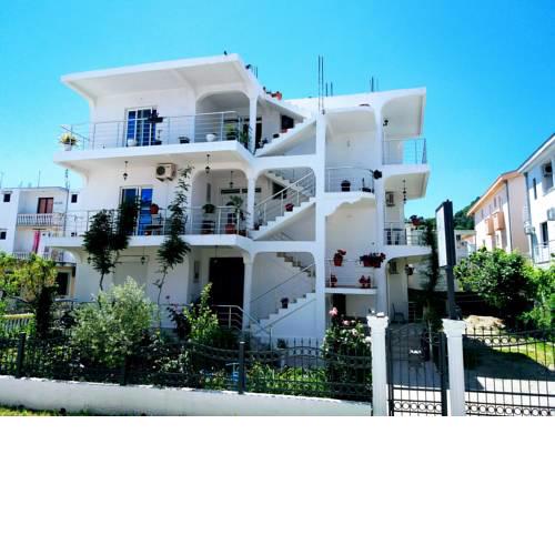 Apartments Armini