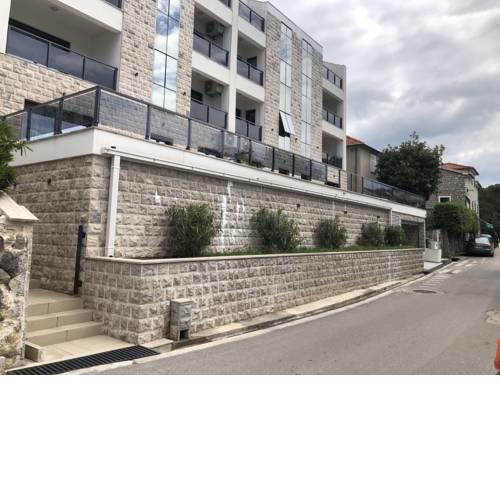 Apartments Bane