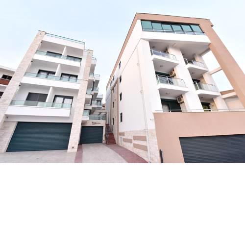 Apartments Barjaktar