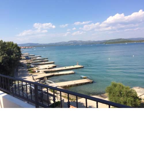 Apartments Betina