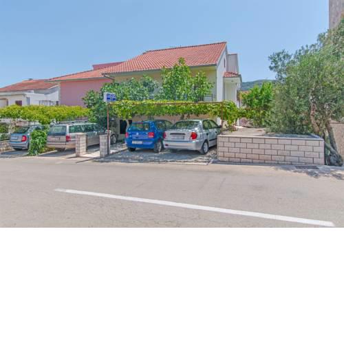 Apartments Božjidar