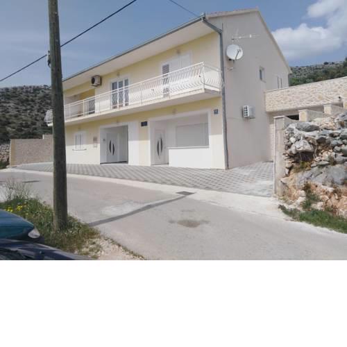 Apartments Braco