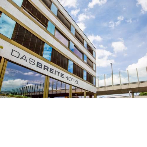 Apartments by DASBREITEHOTEL