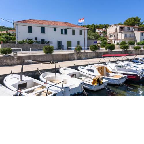 Apartments by the sea Arbanija (Ciovo) - 16762