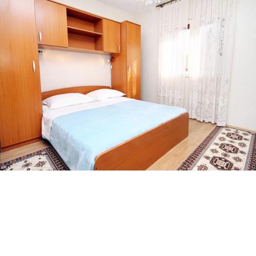Apartments by the sea Arbanija (Ciovo) - 6062