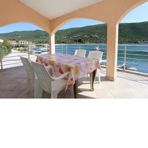 Apartments by the sea Brijesta (Peljesac) - 10223