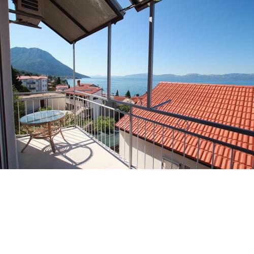 Apartments by the sea Brist (Makarska) - 13011