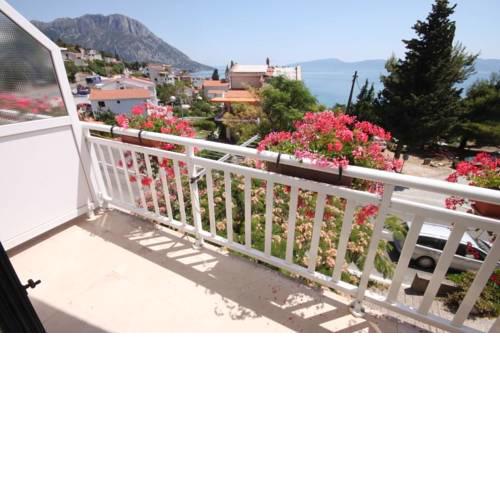 Apartments by the sea Brist (Makarska) - 6813